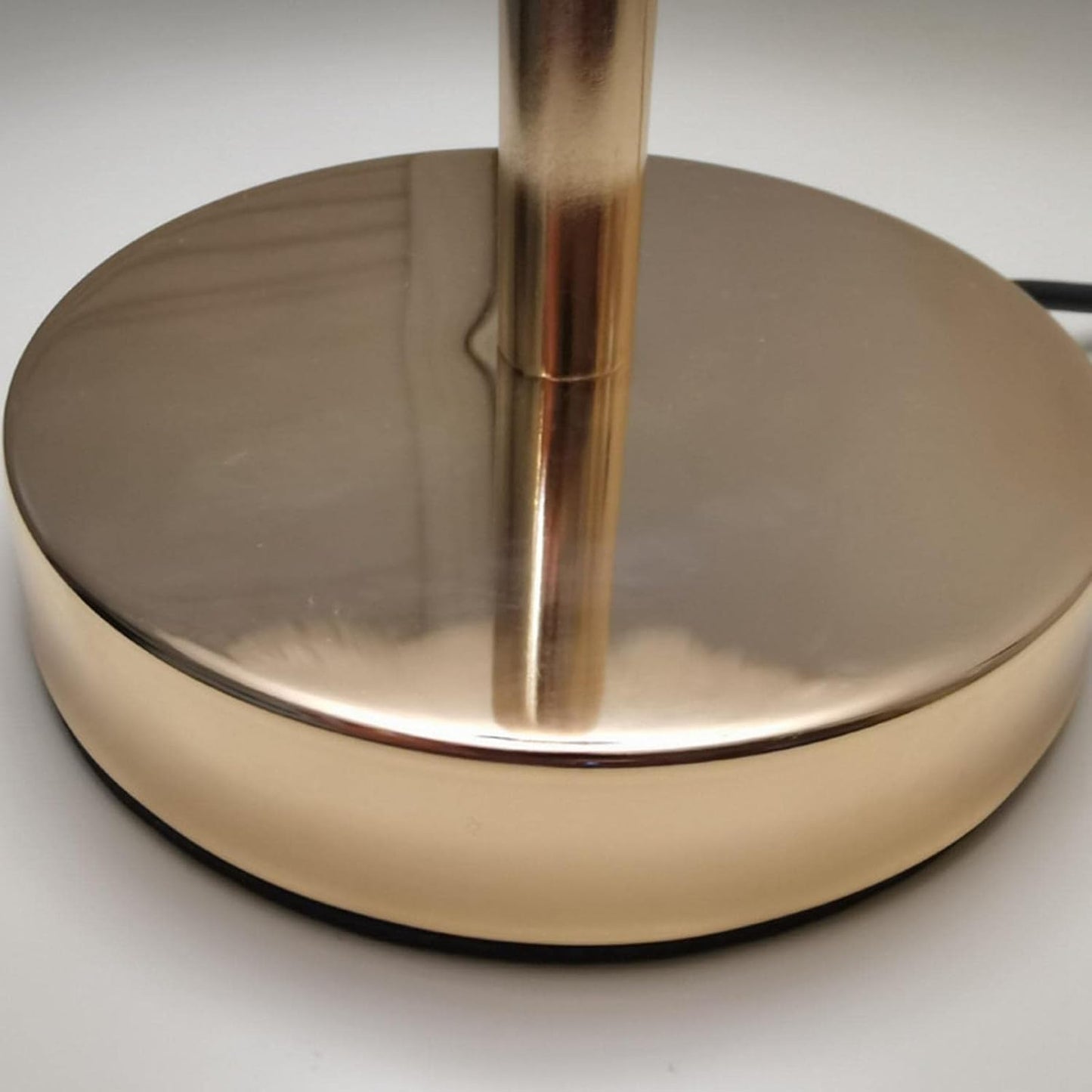 1Pcs, Premium Feather Table Lamp, White Feather Decor Bedside Light, Modern Elegant Desk Lamp Night Light for Bedroom, Living Room, Children Room, Office